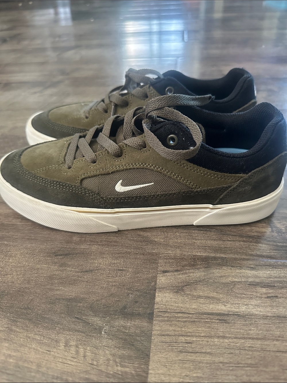 Nike SB Boys size 6.5